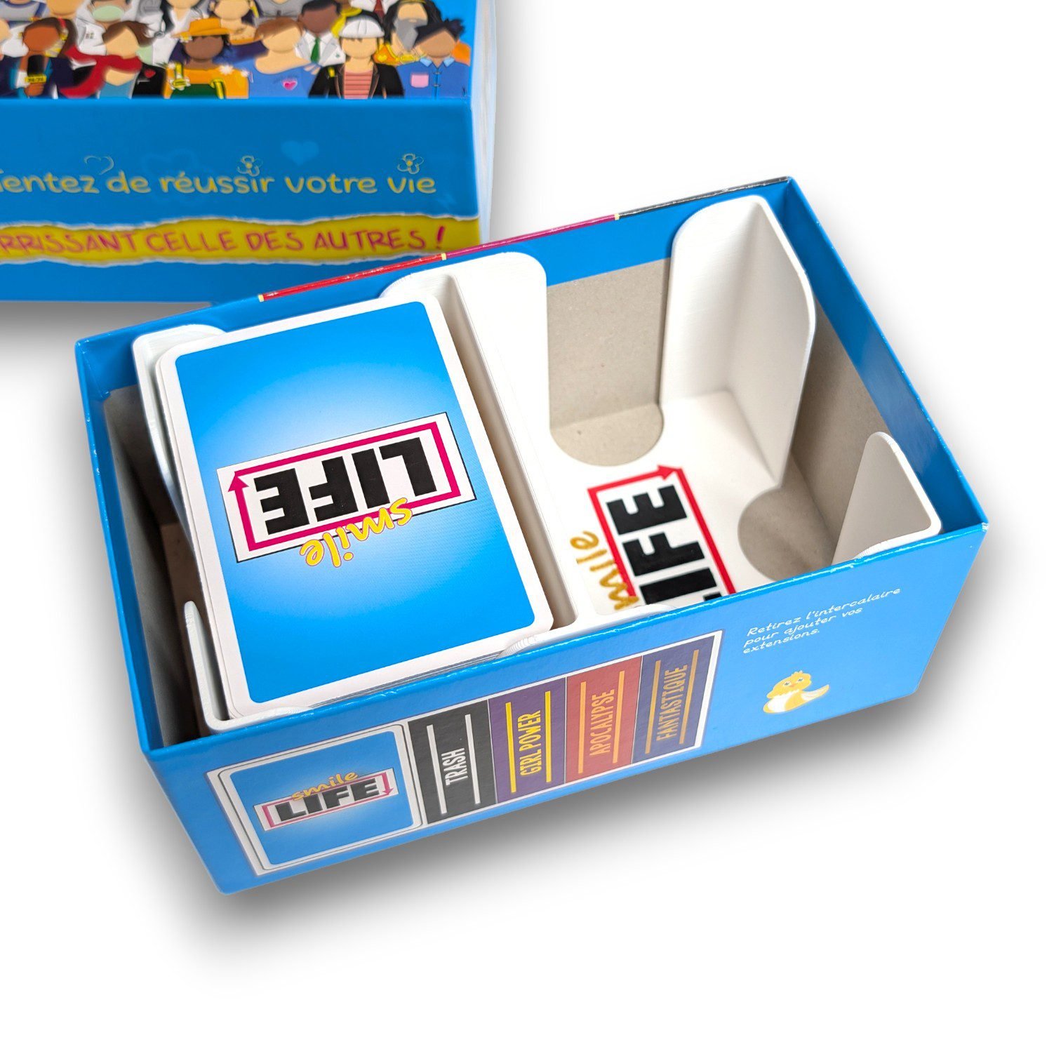 Insert de rangement Smile Life en impression 3D rempli de cartes dans la boîte de jeu